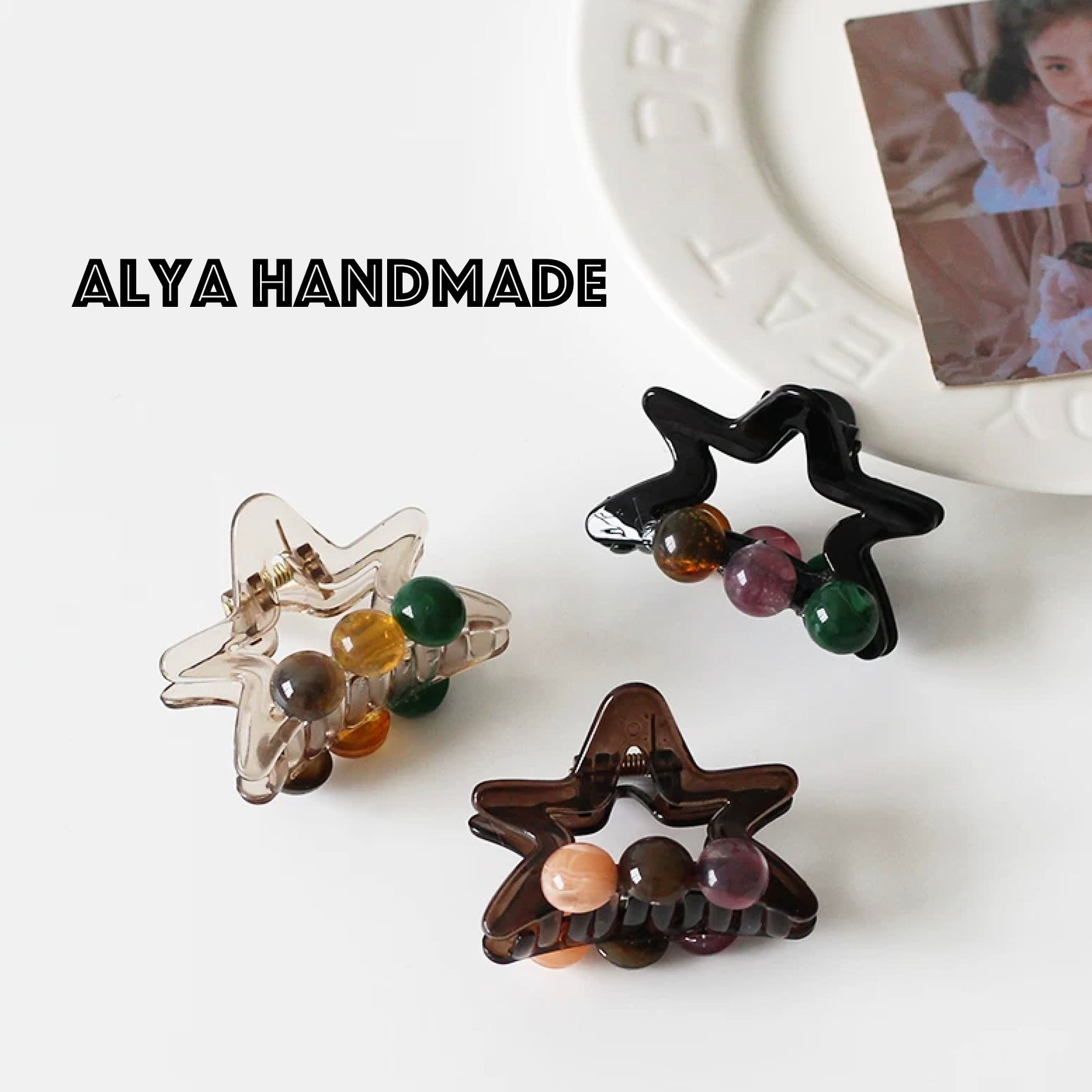 Round bead five pointed star half tied hair grab